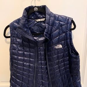 North Face Thermoball Vest (Size: Medium)